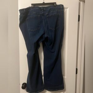 EUC LANE BRYANT SIZE 24 Flex Magic Waistband Signature Mid Rise Boot